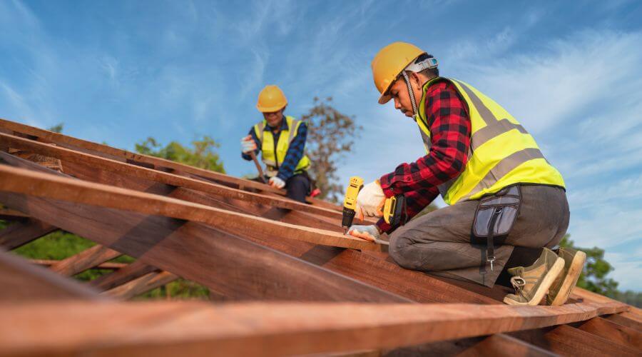 Expert Emergency Roof Repairs services in Coolidge, TX